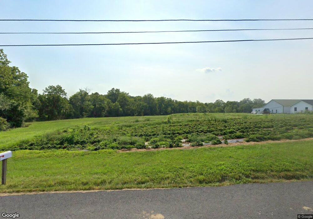 10 Hickory Rd, Littlestown, PA 17340 - photo 1