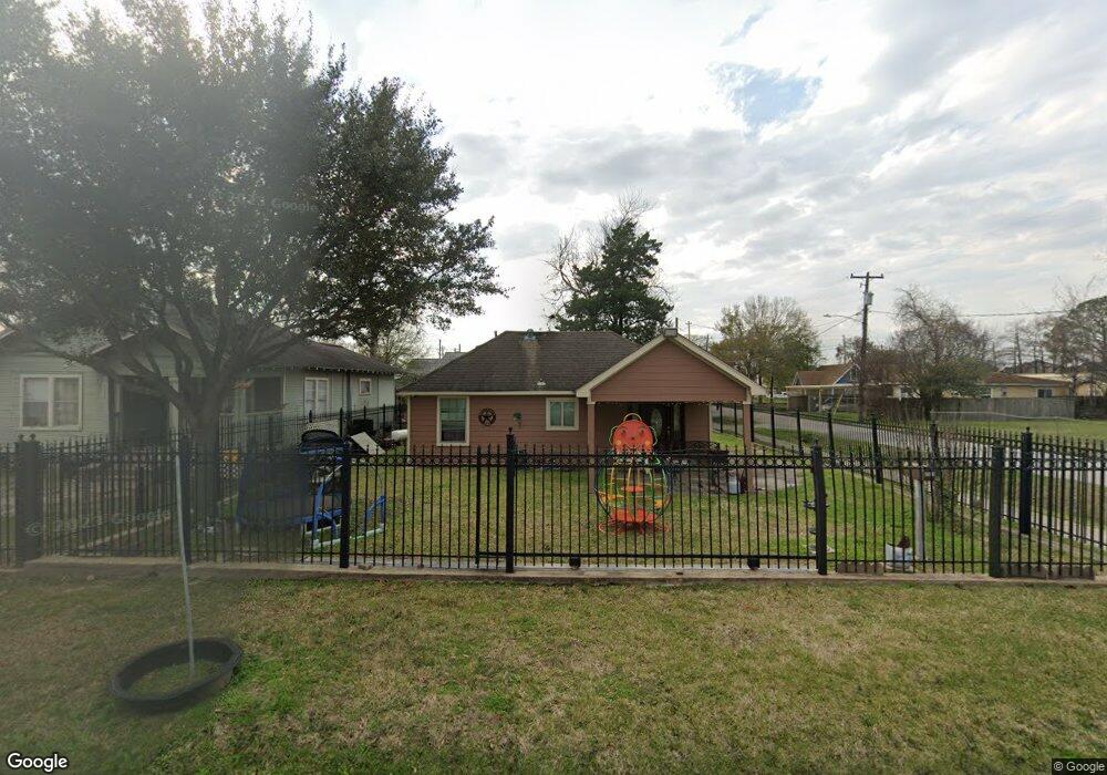 4521 Siegel St, Houston, TX 77009 - photo 1