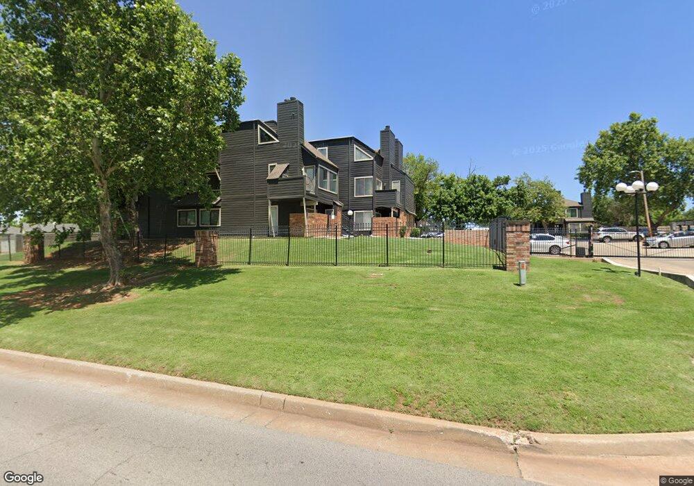 11520 N May Ave unit C302, Oklahoma City, OK 73120 - photo 1