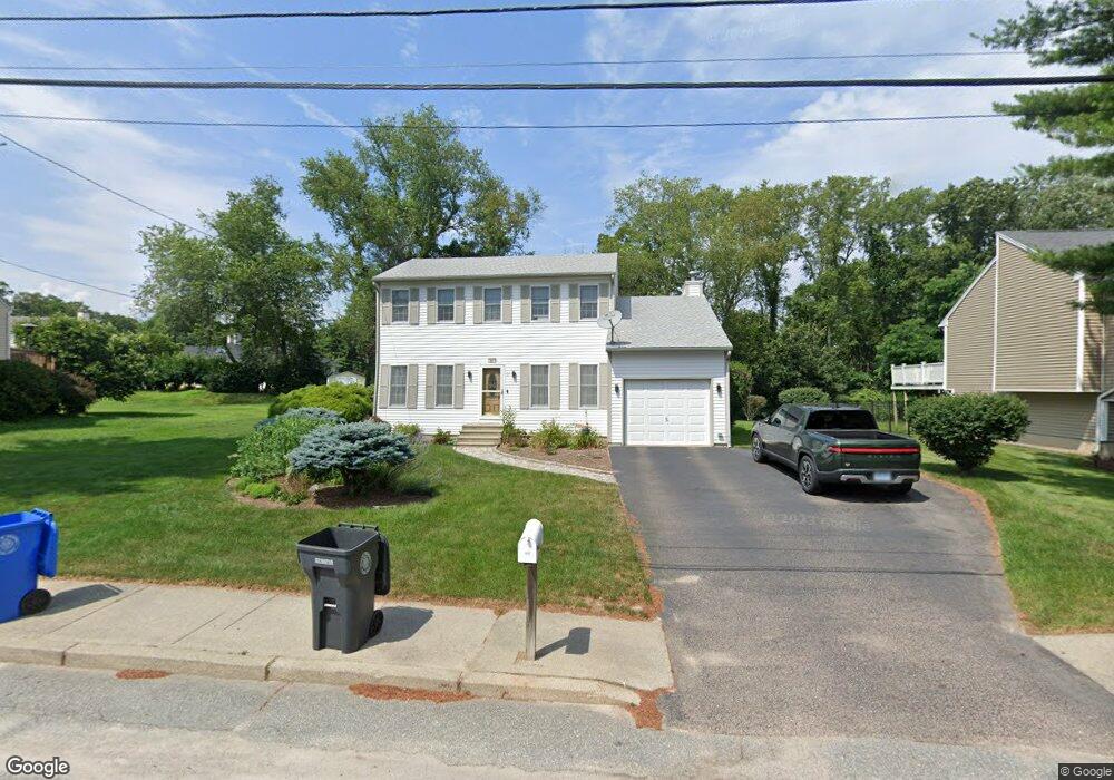 37 Valley View Dr, Cranston, RI 02921 - photo 1