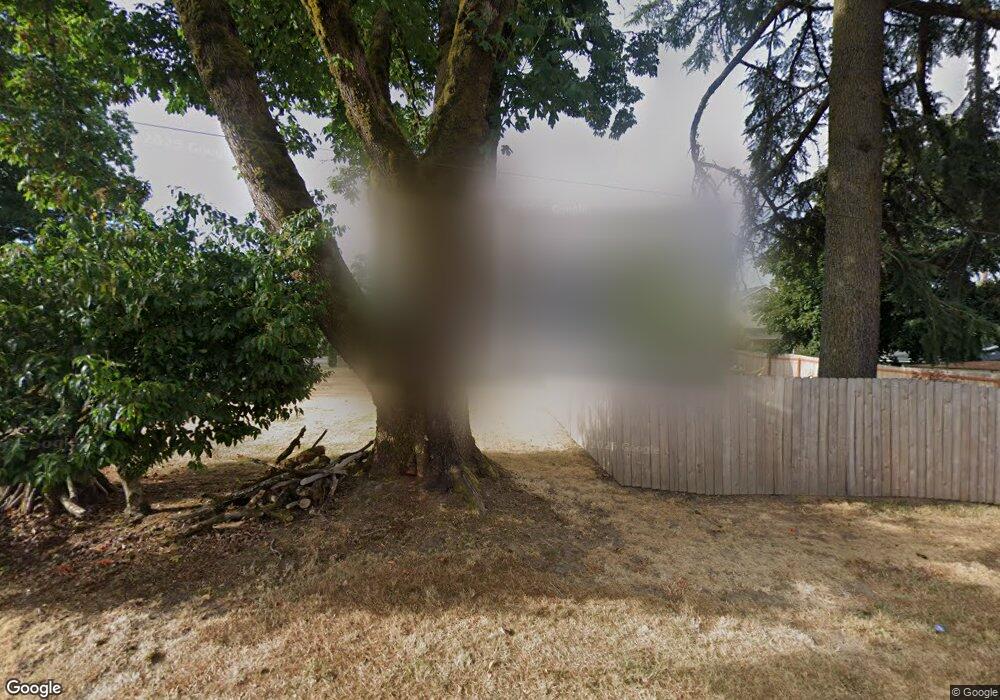 319 S Park St, Carlton, OR 97111 - photo 1