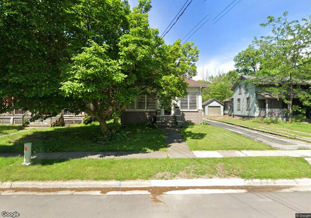 146 S Mckenzie St, Adrian, MI 49221 - photo 1