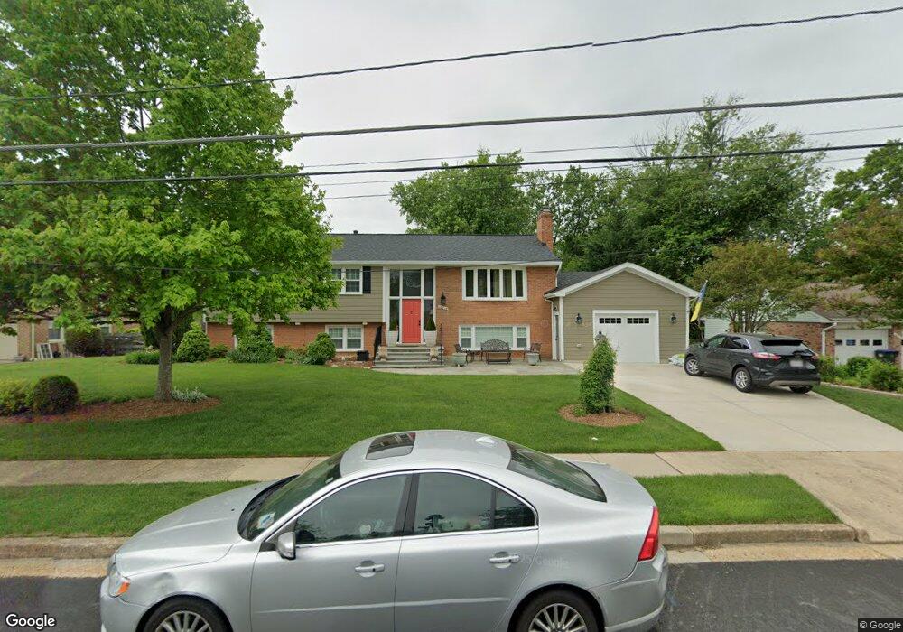 10715 Ames St, Fairfax, VA 22032 - photo 1