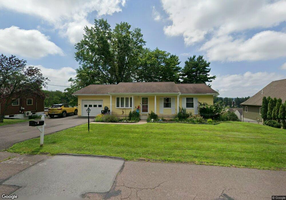 702 Country Club Dr, Bloomsburg, PA 17815 - photo 1