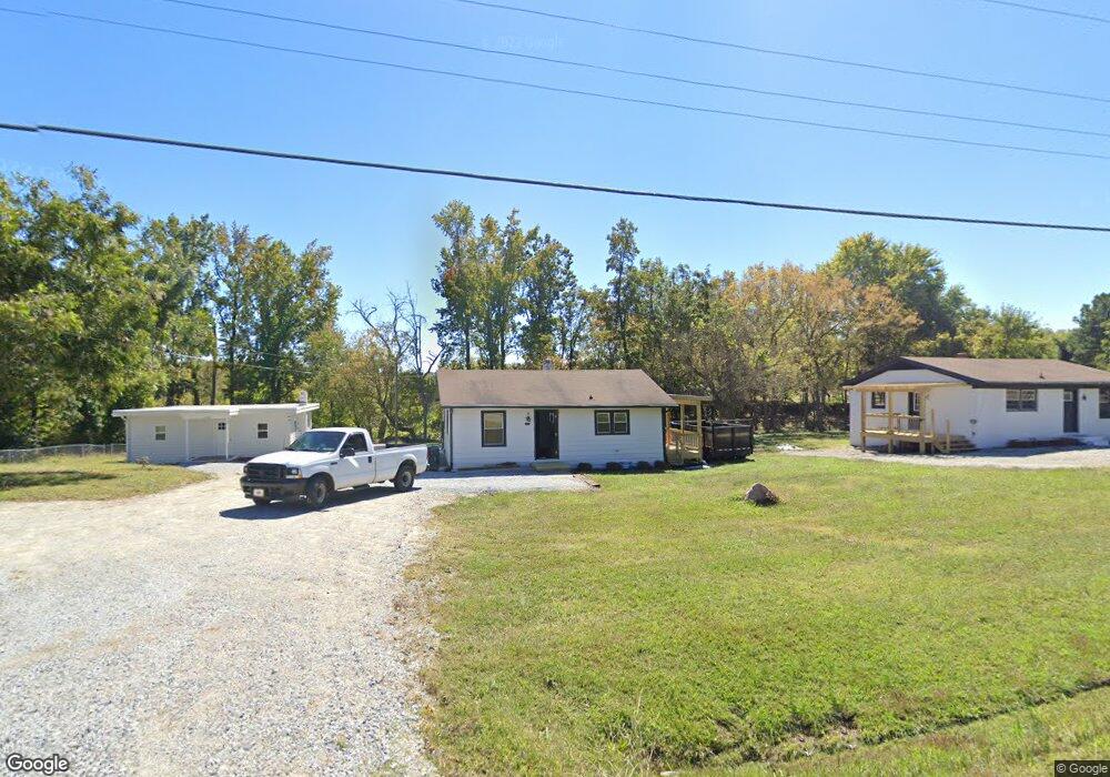 4120 Kivett Dr, Jamestown, NC 27282 - photo 1