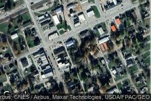 114 S Mary St, Stronghurst, IL 61480