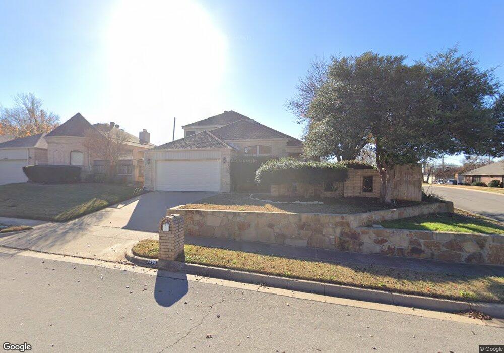 1900 Realistic Dr, Bedford, TX 76021 - photo 1