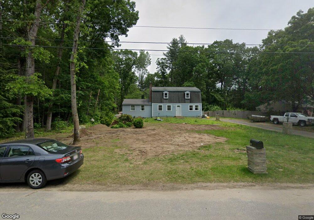 10 Mcquesten Cir, Litchfield, NH 03052 - photo 1