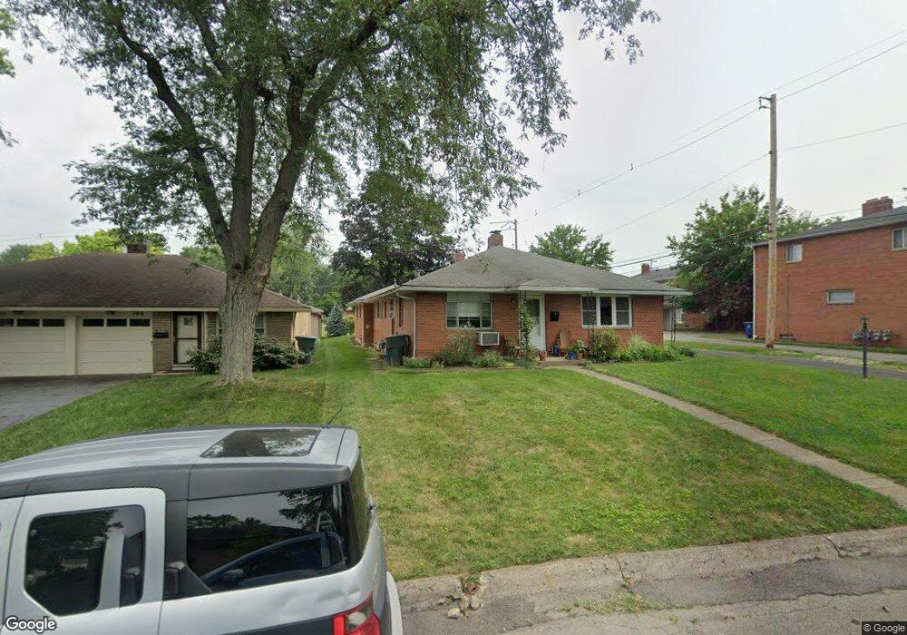 712 Springs Dr unit 716, Columbus, OH 43214 - photo 1