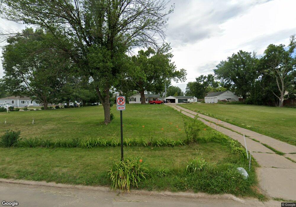 2200 Rockford Rd SW, Cedar Rapids, IA 52404 - photo 1