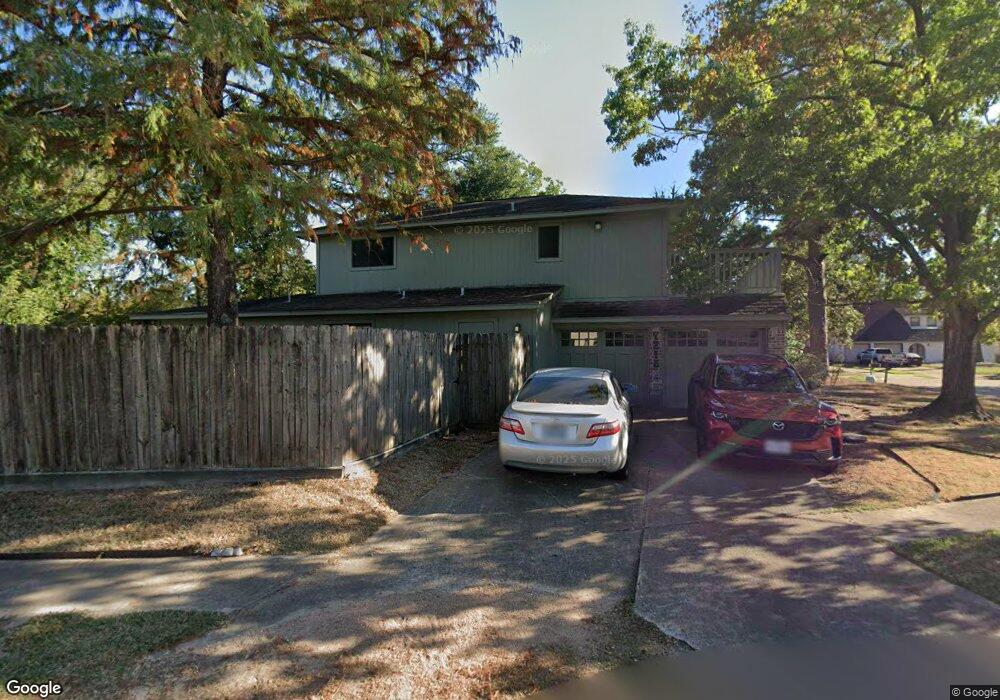 7215 Woodfern Dr, Houston, TX 77040 - photo 1