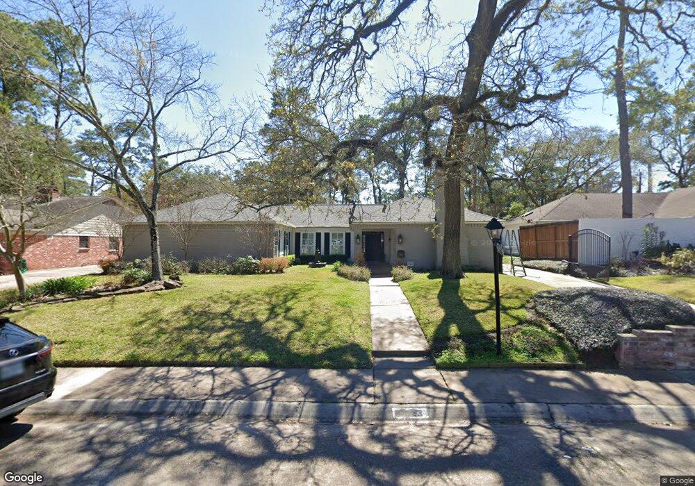 10023 Pine Forest Rd, Houston, TX 77042 - photo 1
