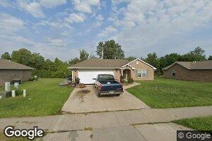 404 Mcguire Dr E, Iola, KS 66749