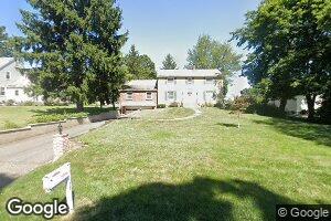 17 Fairview Ave, Clinton, NJ 08809