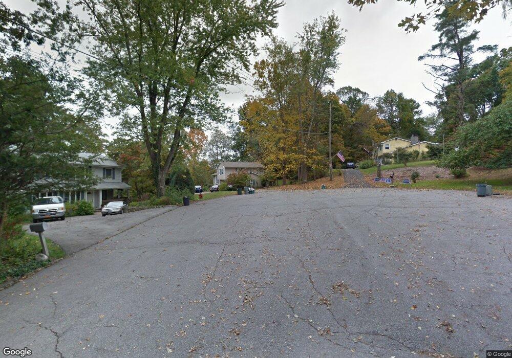 3272 Elk Ct, Yorktown Heights, NY 10598 - photo 1