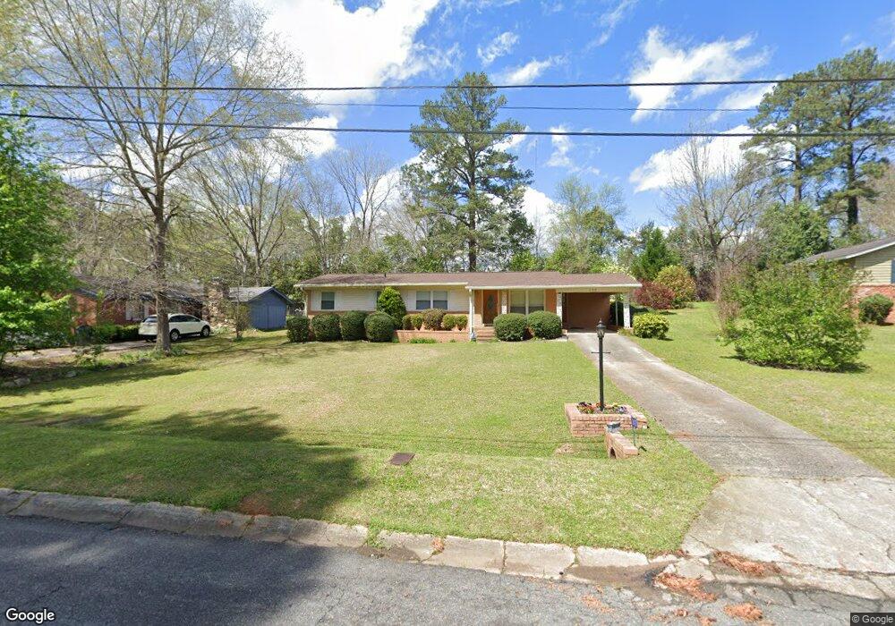 112 Hickory Dr SW, Milledgeville, GA 31061 - photo 1