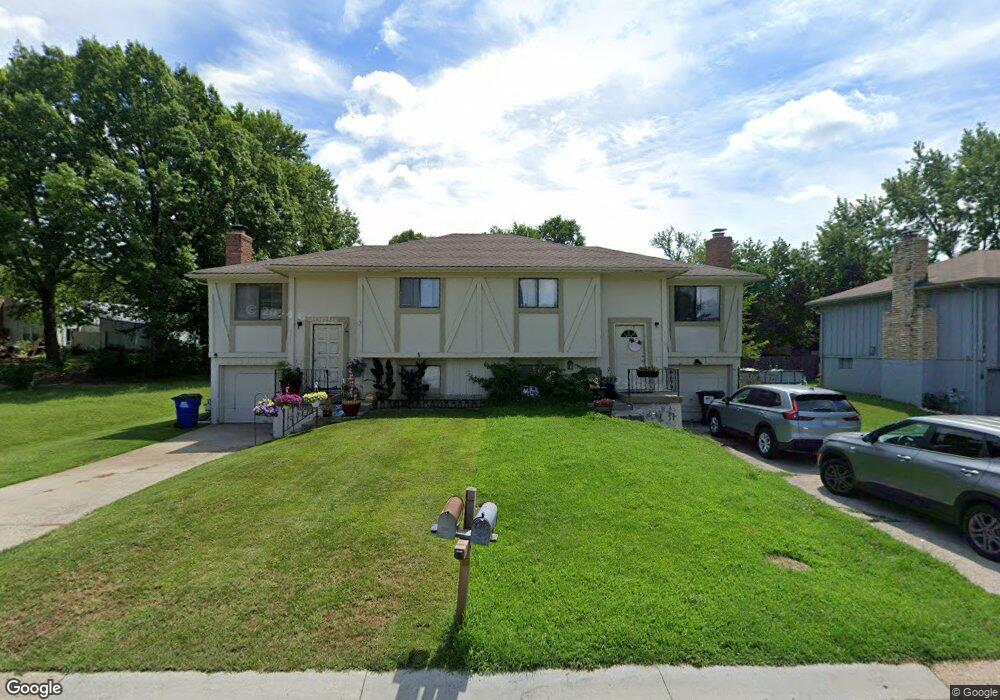 6111 Bradshaw St, Shawnee, KS 66216 - photo 1