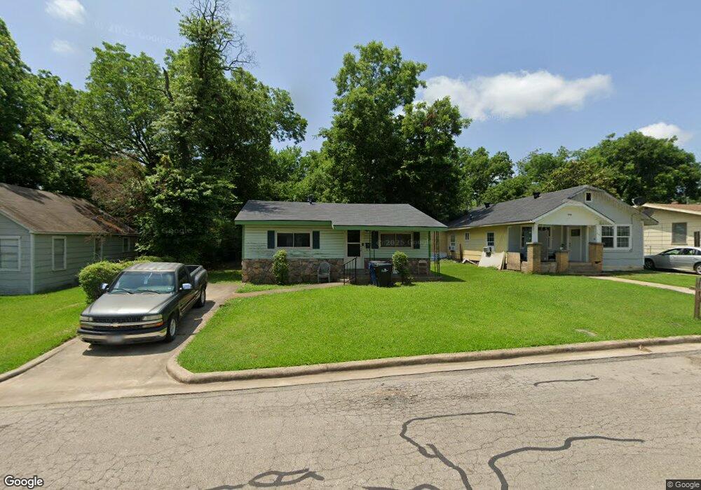 1012 W Owing St, Denison, TX 75020 - photo 1