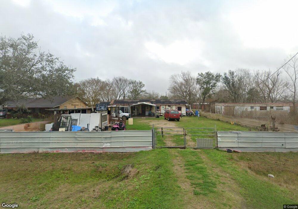 3923 Rolling Meadow St unit 424C, Alvin, TX 77511 - photo 1