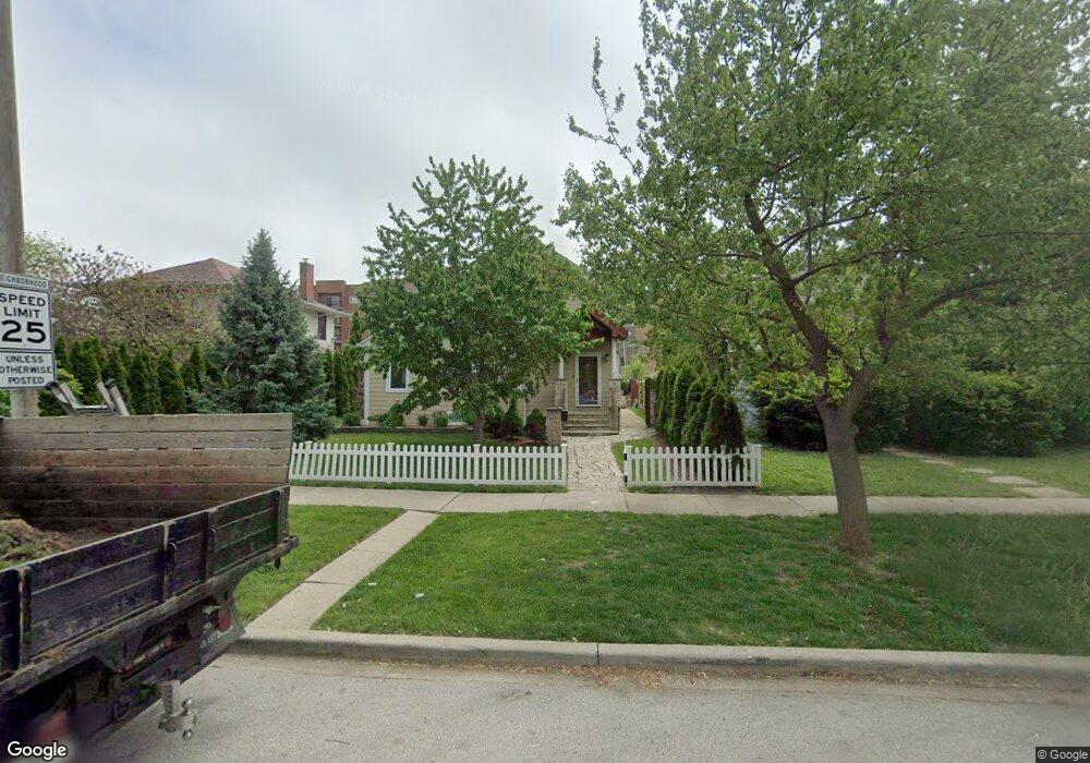 801 Laurel Ave, Des Plaines, IL 60016 - photo 1