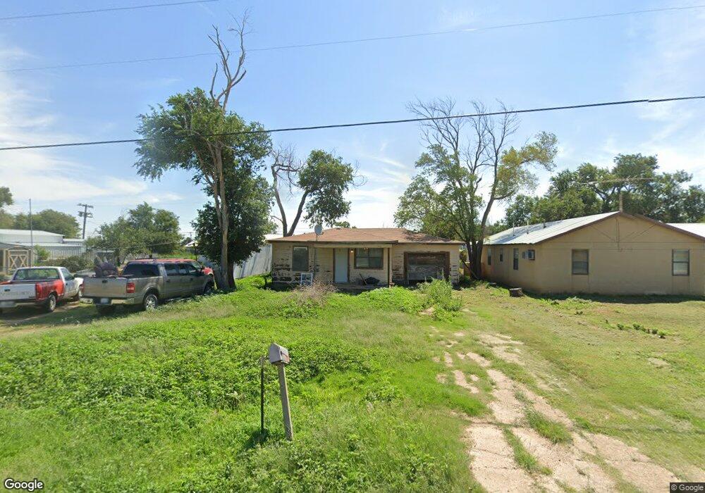 3104 Fisher St, Plainview, TX 79072 - photo 1