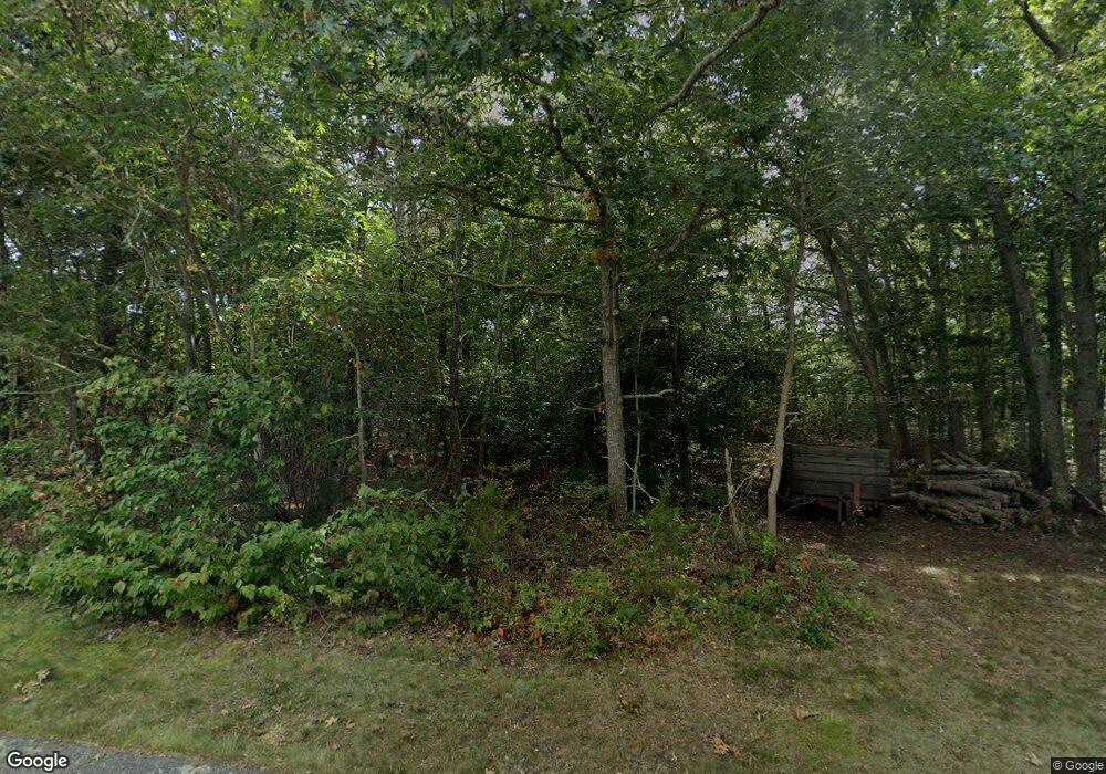 24 Hanson Cir, East Falmouth, MA 2536 - photo 1