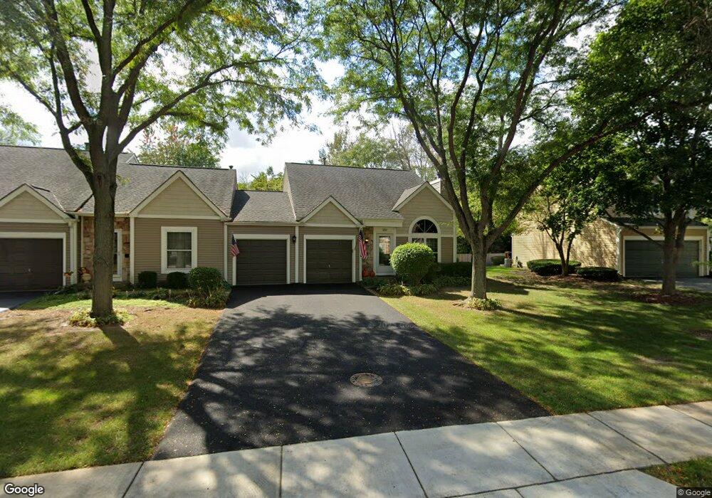 2041 Teton Pkwy unit 1, Algonquin, IL 60102 - photo 1