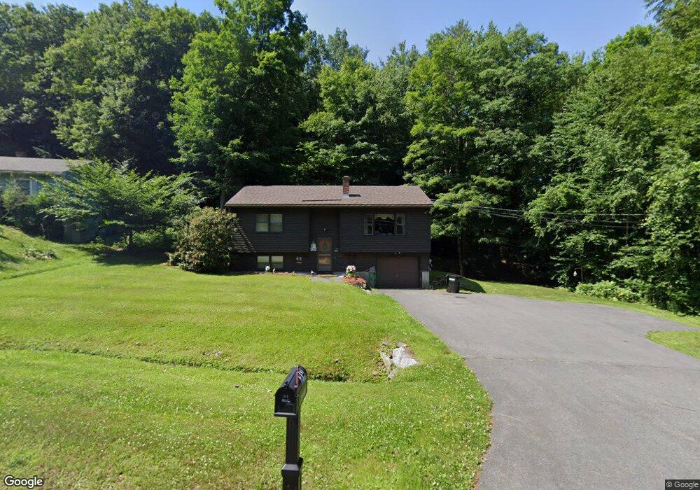 29 Ledgewood Rd, Claremont, NH 03743 - photo 1