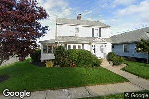 29 Brookwood Rd, Cranston, RI 02910