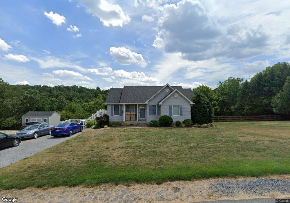 100 Lone Oak Ct, Bunker Hill, WV 25413 - photo 1
