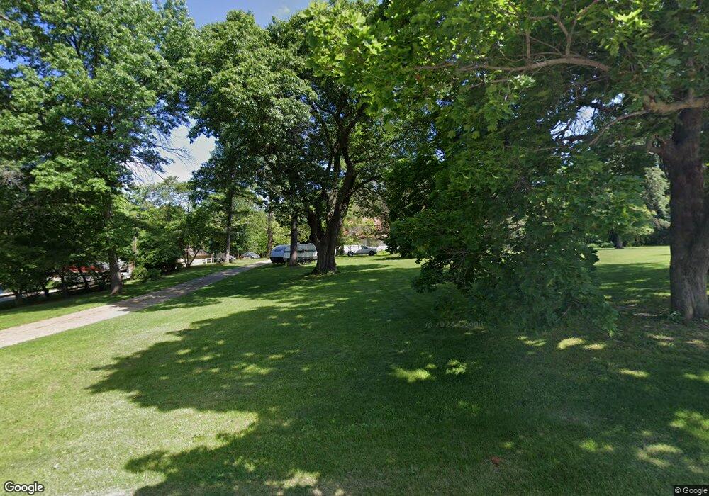 1540 Pioneer Rd, Des Moines, IA 50320 - photo 1