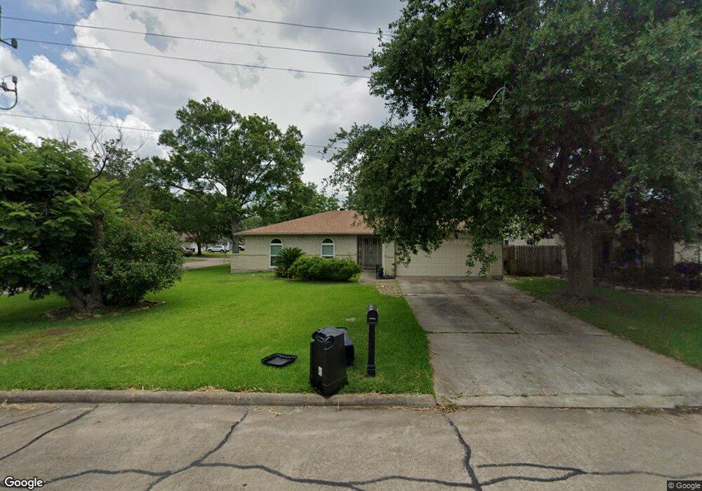 16703 Oxnard Ln, Friendswood, TX 77546 - photo 1