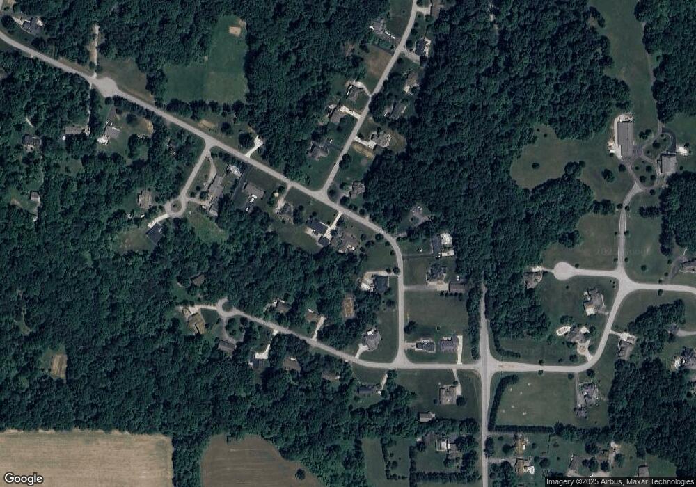 7009 Brenlee Dr, Georgetown, IN 47122 - photo 1