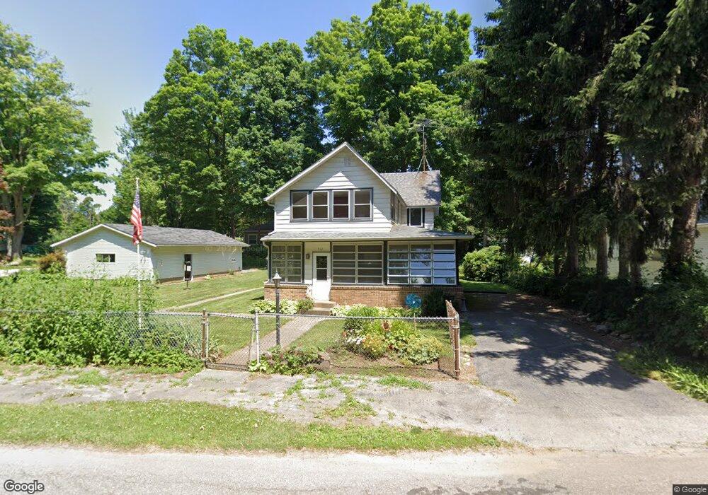 512 Holton Rd, La Porte, IN 46350 - photo 1