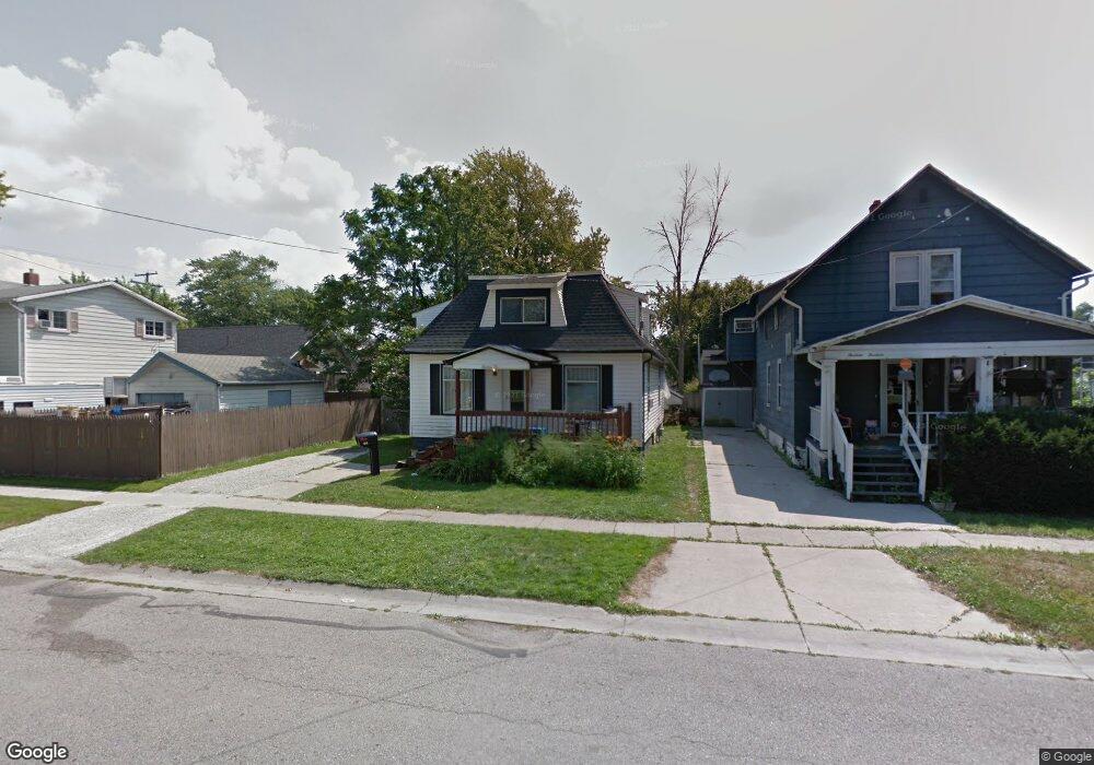 1310 Wells St, Port Huron, MI 48060 - photo 1