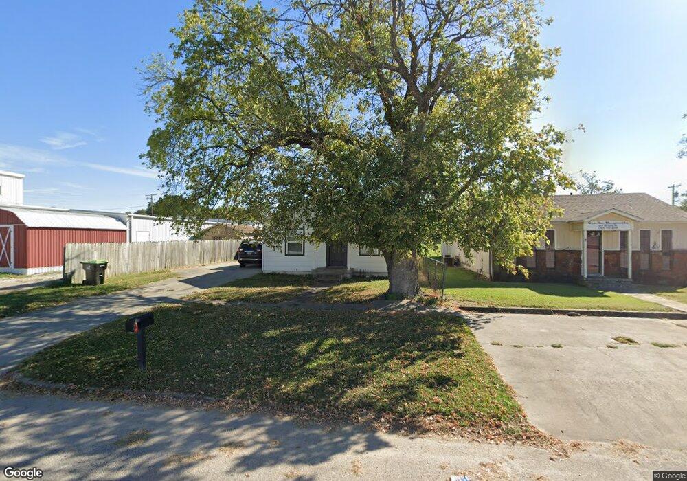 511 W 13th St, Ada, OK 74820 - photo 1