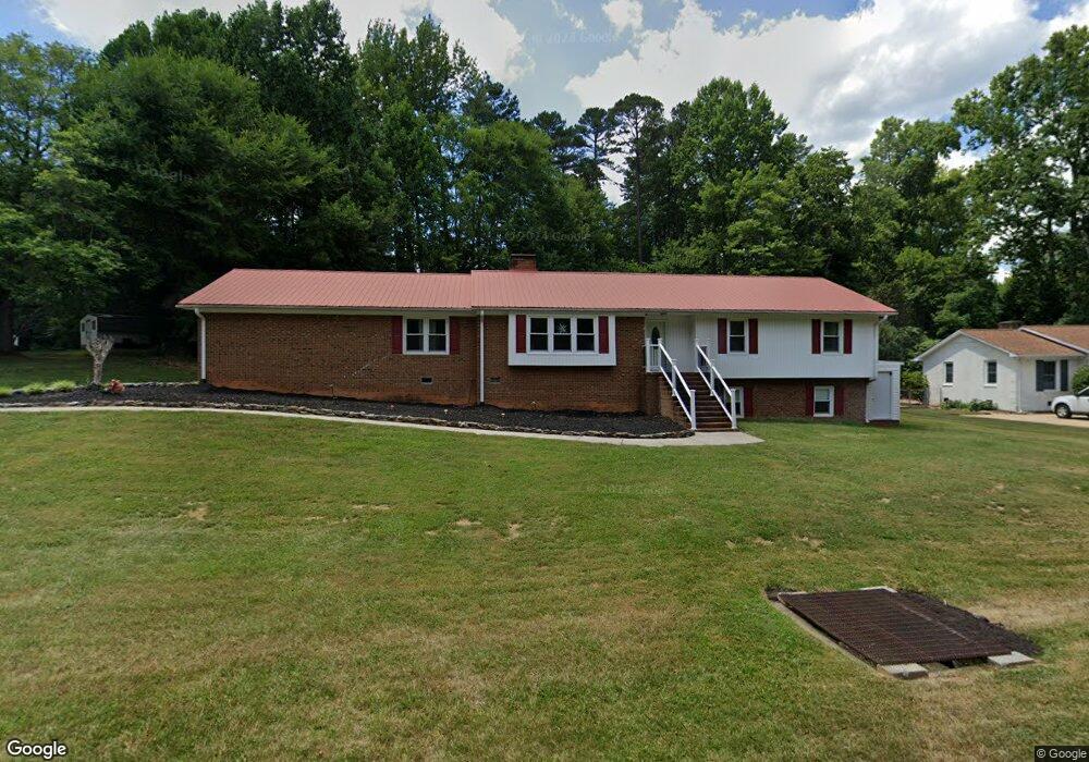 465 Newbern Ave, Asheboro, NC 27205 - photo 1