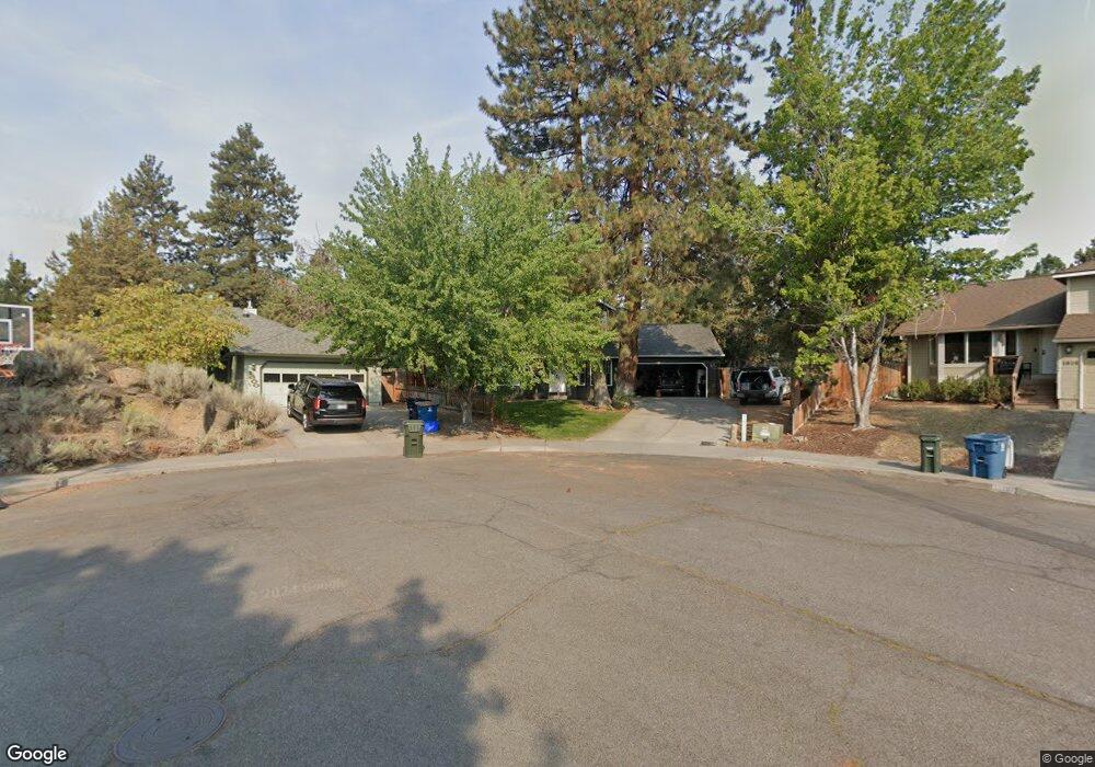 1608 NE Hollowtree Ln, Bend, OR 97701 - photo 1