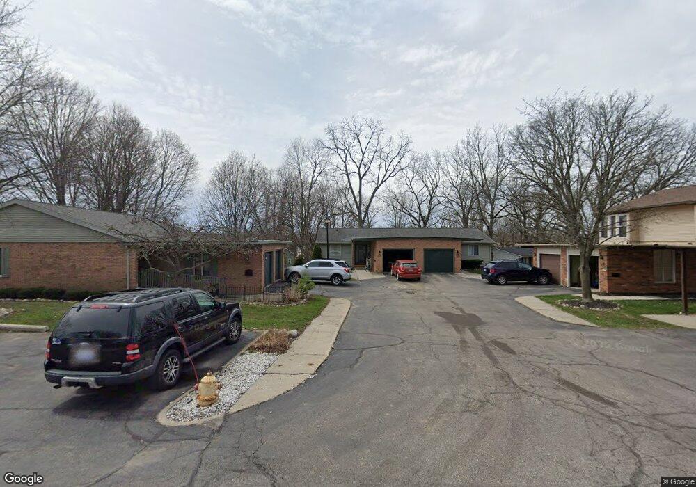 535 Oakbrook Cir unit 18, Flushing, MI 48433 - photo 1