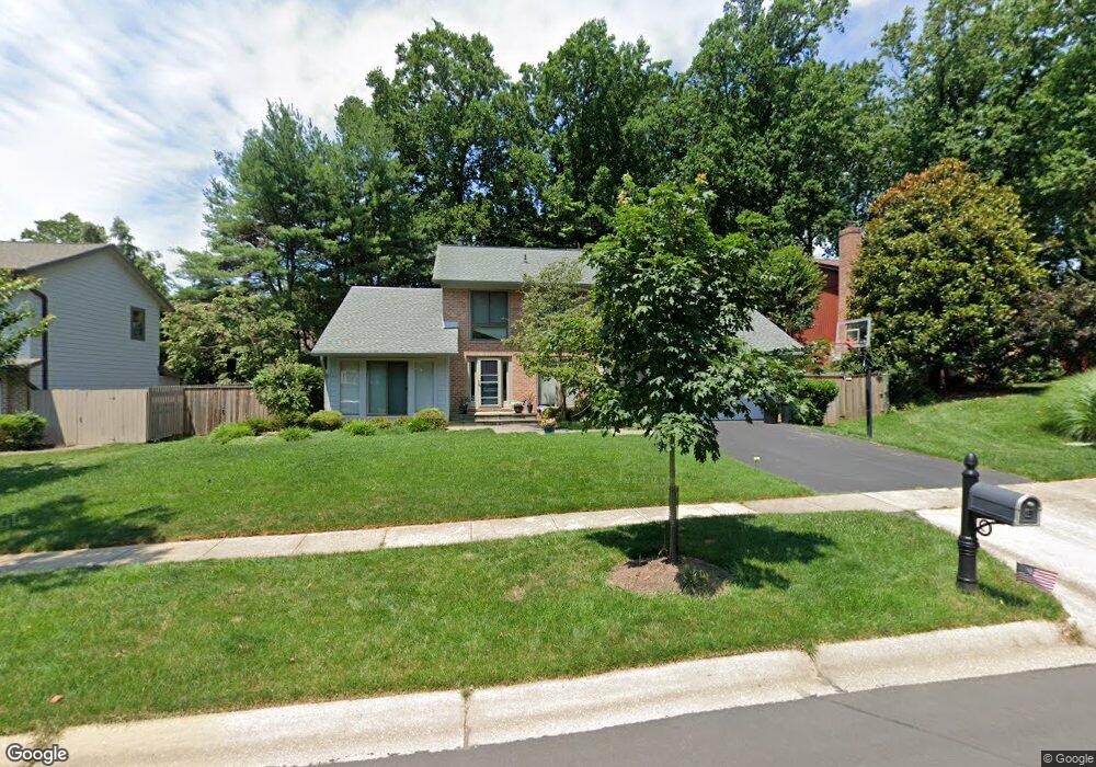 2615 Oakenshield Dr, Potomac, MD 20854 - photo 1