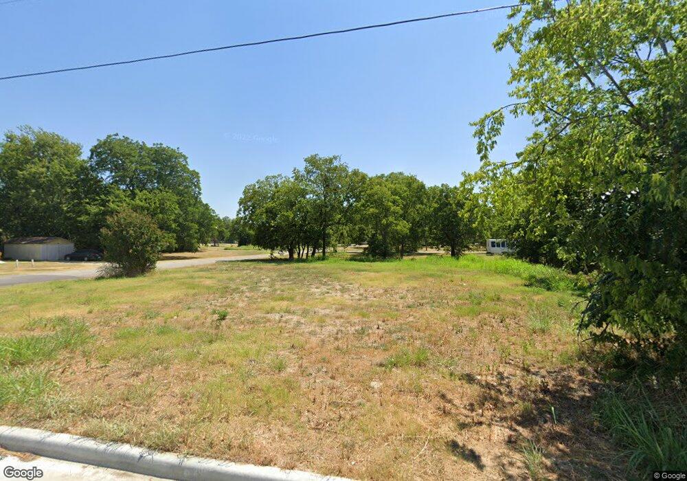 412 Hancock St, Gainesville, TX 76240 - photo 1