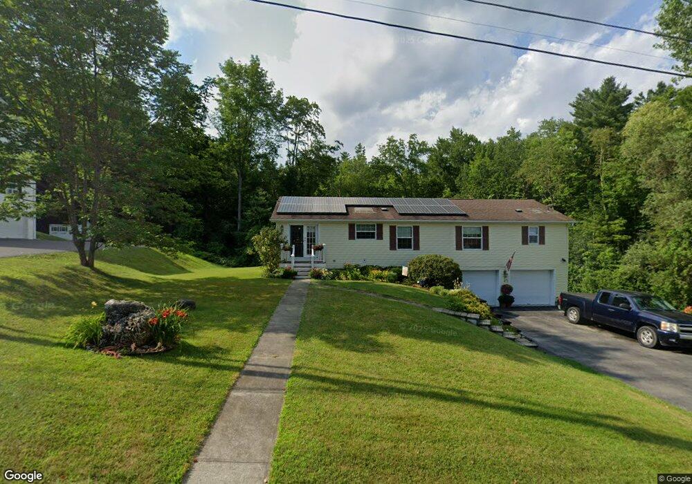 26 Stoneridge Dr, Rutland, VT 05701 - photo 1