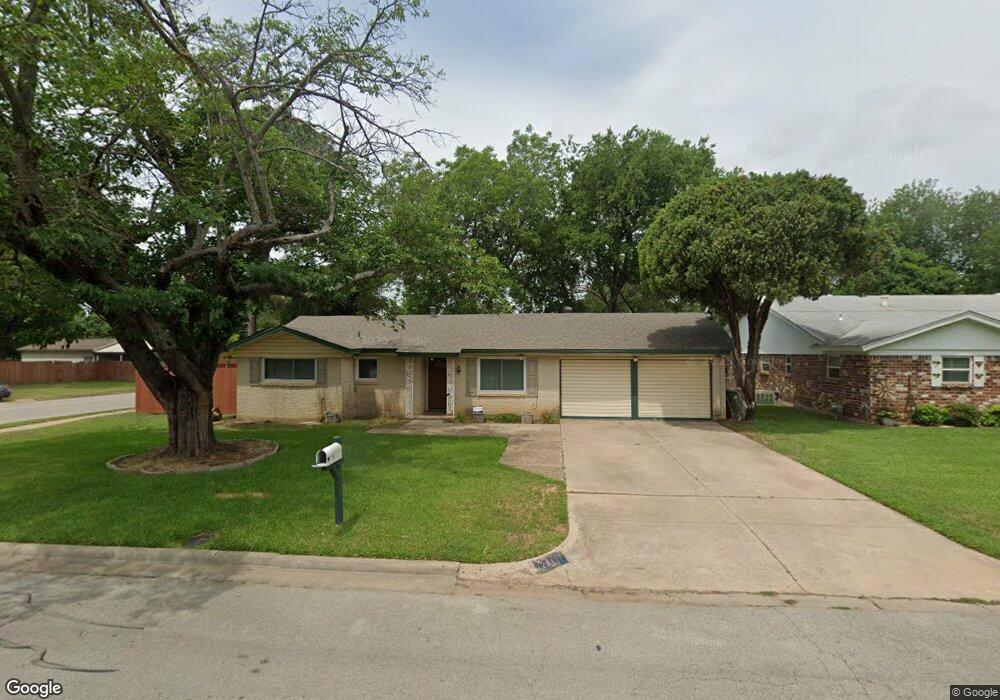 201 Page Ct, Hurst, TX 76053 - photo 1