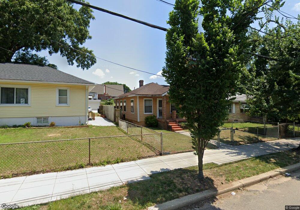 309 44th St NE, Washington, DC 20019 - photo 1