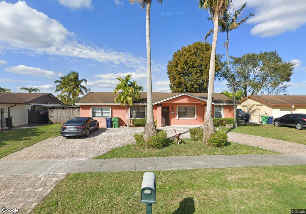 15051 SW 70th St, Miami, FL 33193 - photo 1
