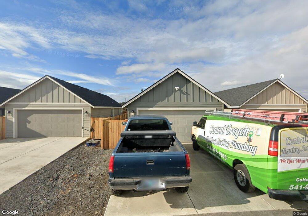 3287 NW 9th St, Redmond, OR 97756 - photo 1