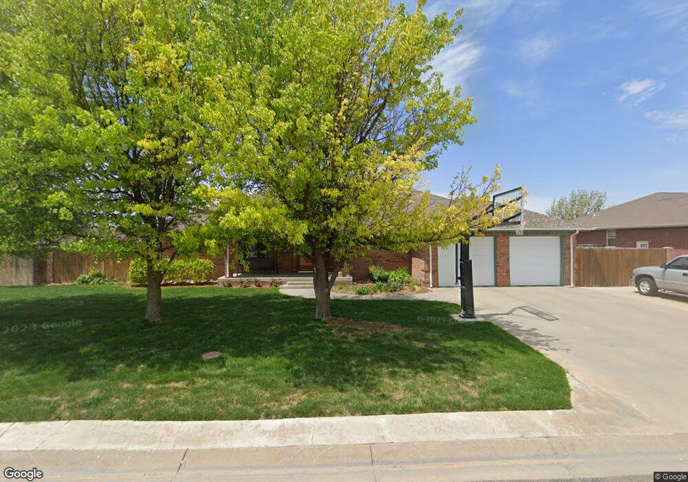 513 Jayhawk Ave, Hugoton, KS 67951 - photo 1