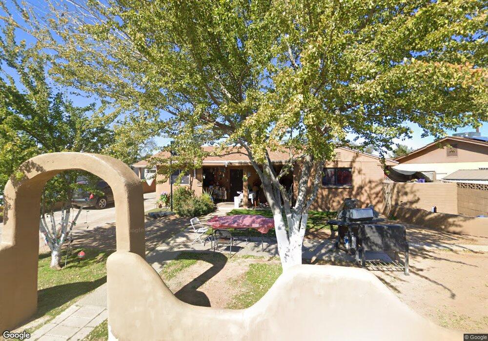 7922 W Verde Ln, Phoenix, AZ 85033 - photo 1