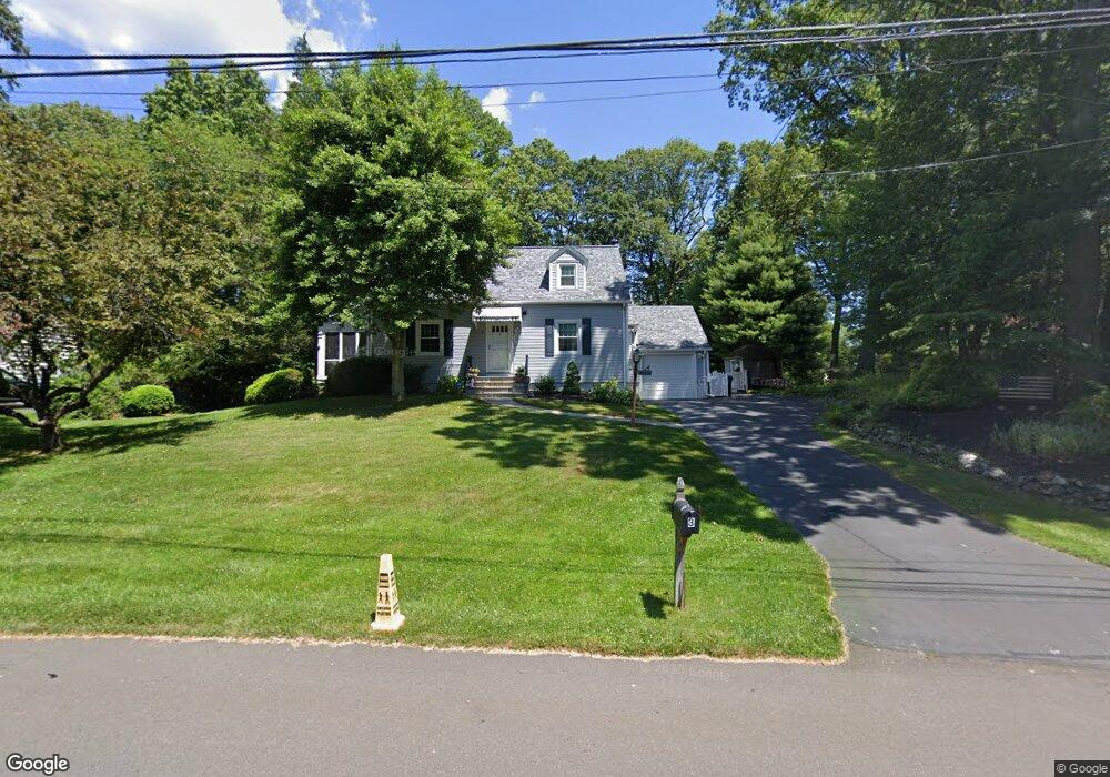 3 N Forest Cir, West Haven, CT 06516 - photo 1