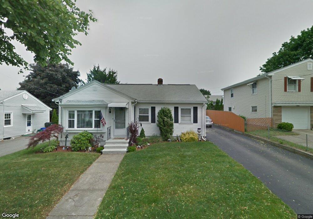 201 Wardlaw Ave, Providence, RI 02908 - photo 1